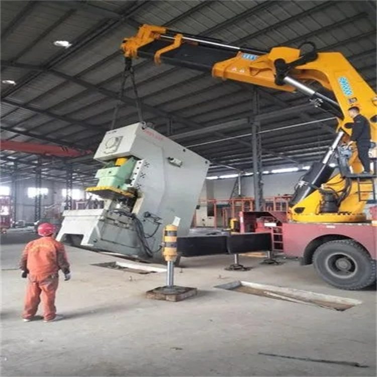 江山80吨折臂吊车出租附近电话