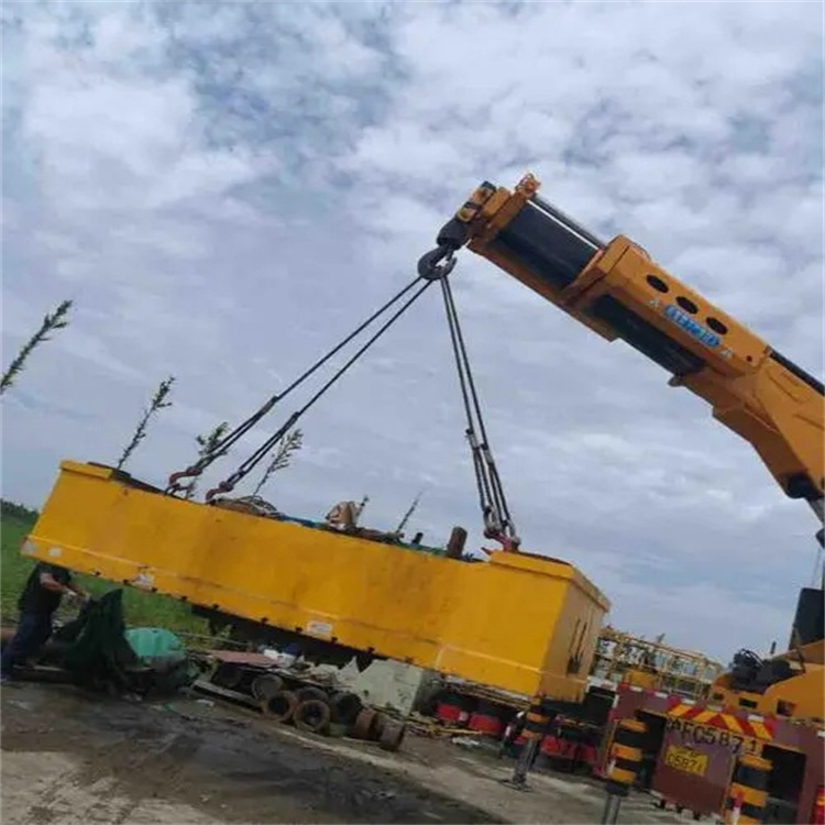 江山随车吊吊集装箱怎么吊